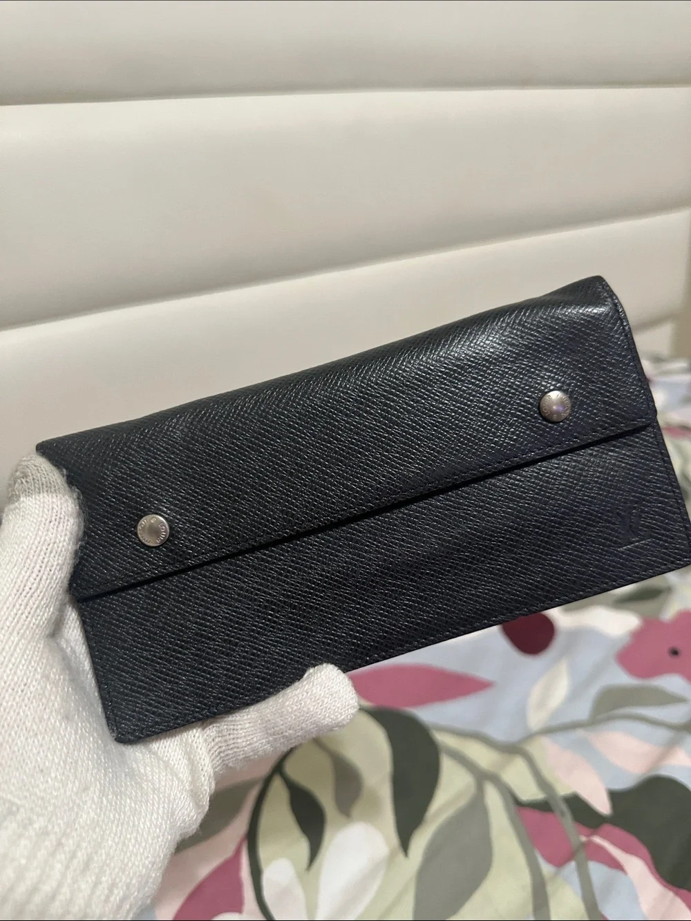 Louis Vuitton Dark Grey/ Almost Black Textured Taiga Leather Wallet
